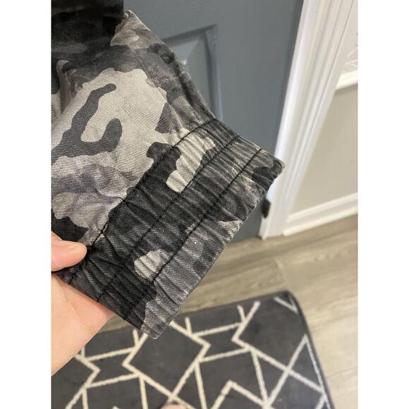 Spanx Plus 2X Stretch Twill Cargo Joggers Wash Camo Shaping High Rise women’s - Picture 5 of 8